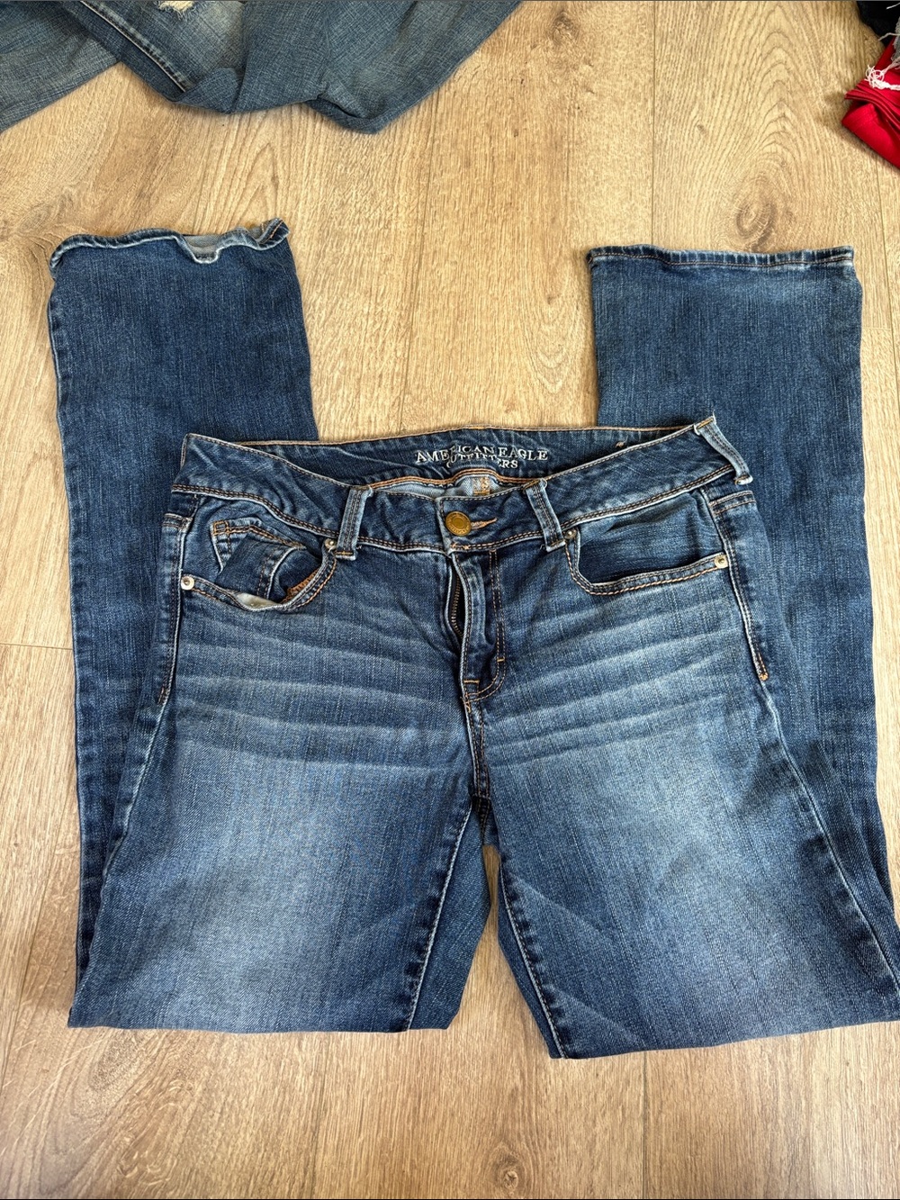 American eagle kick boot jeans
